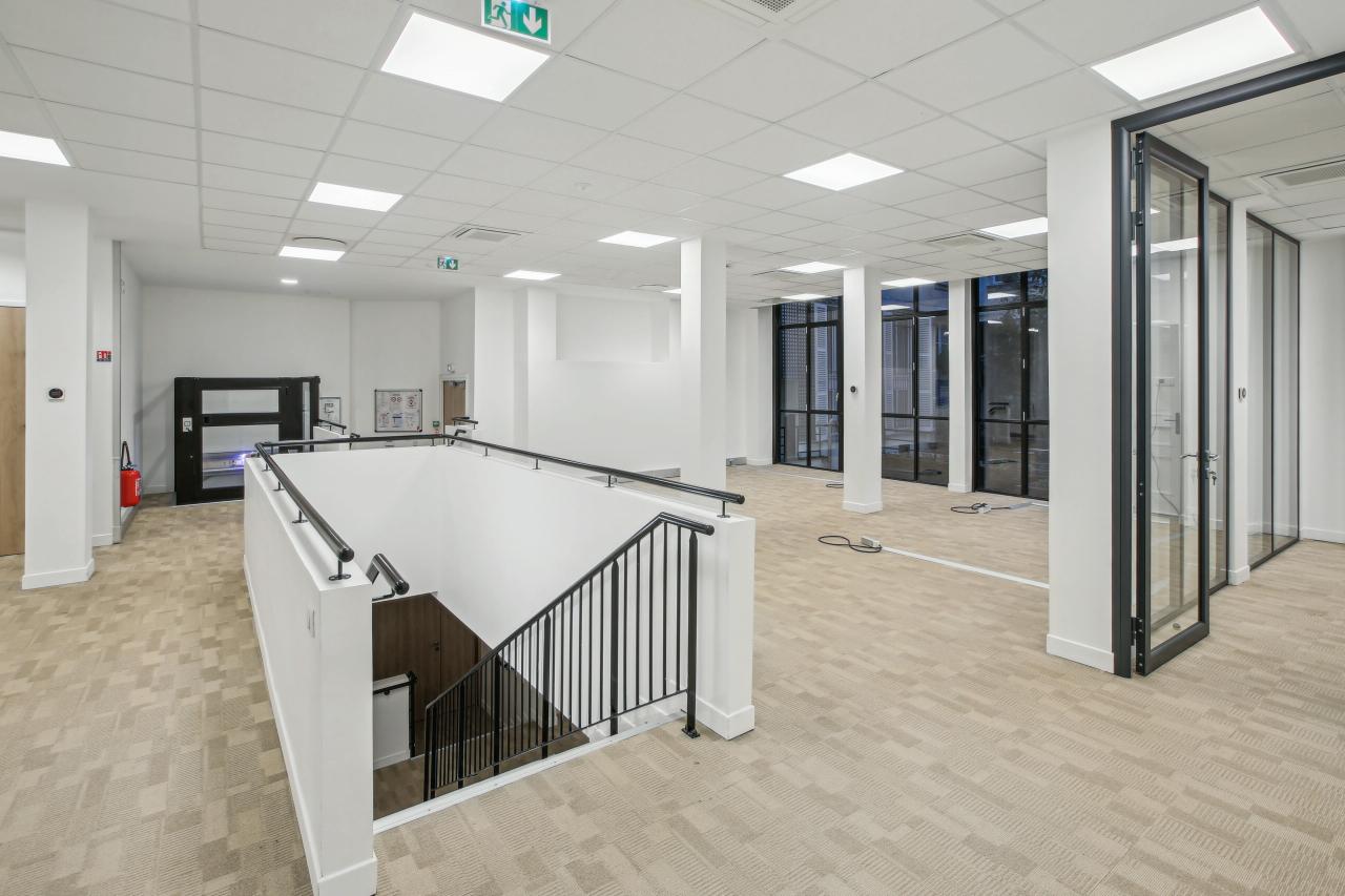 Bureau Paris 214m² Location bureau Paris OLBUR2422358 9
